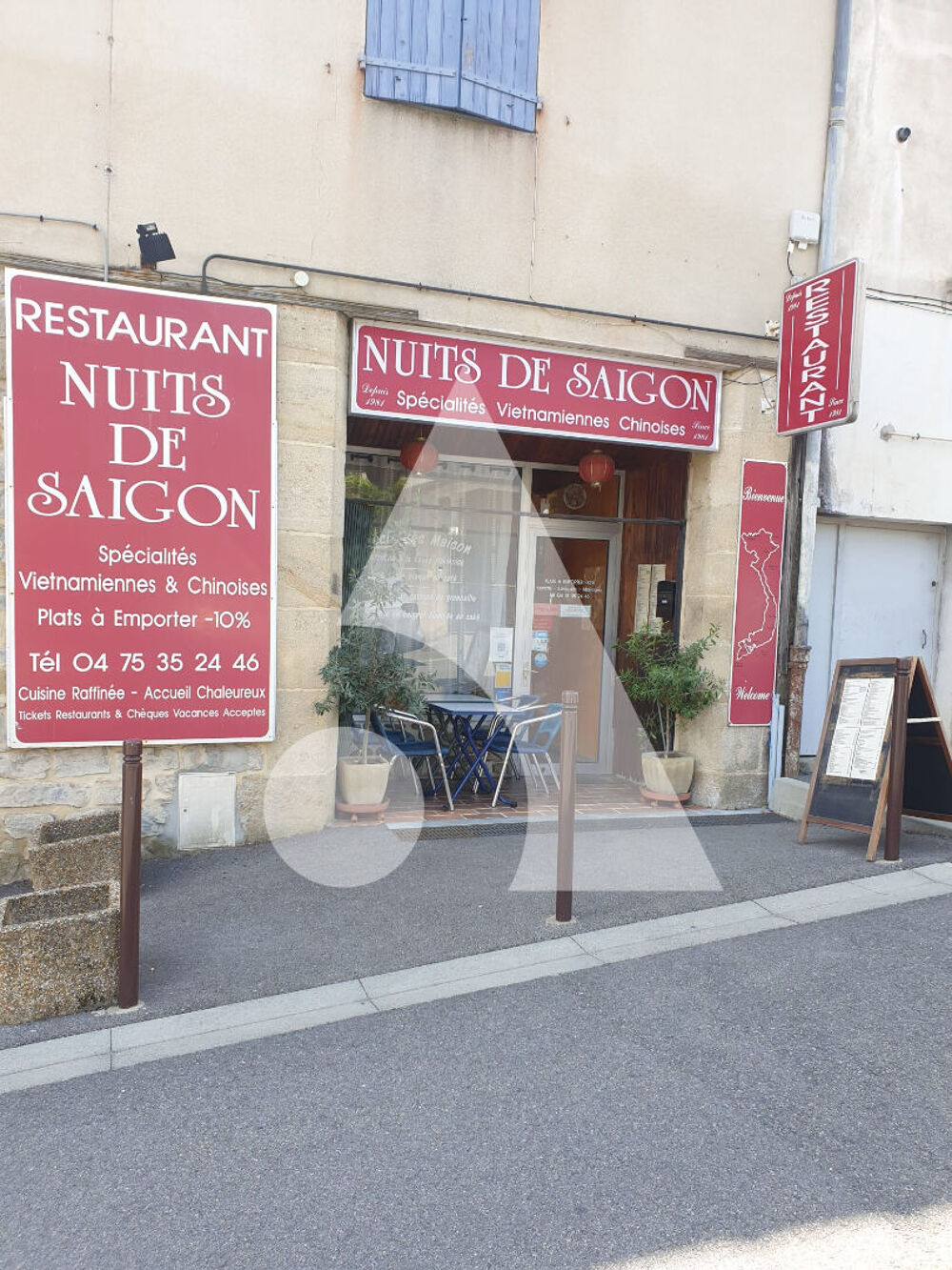   Local commercial  90 m2 Aubenas