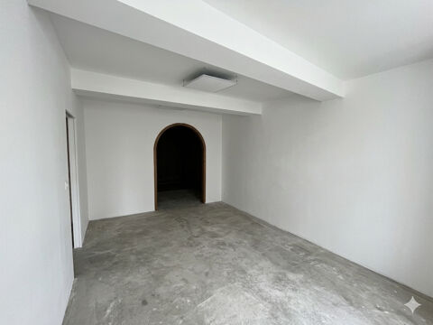 Pas de porte local commercial Montpellier Figuerolles 58 m2 25000 34000 Montpellier