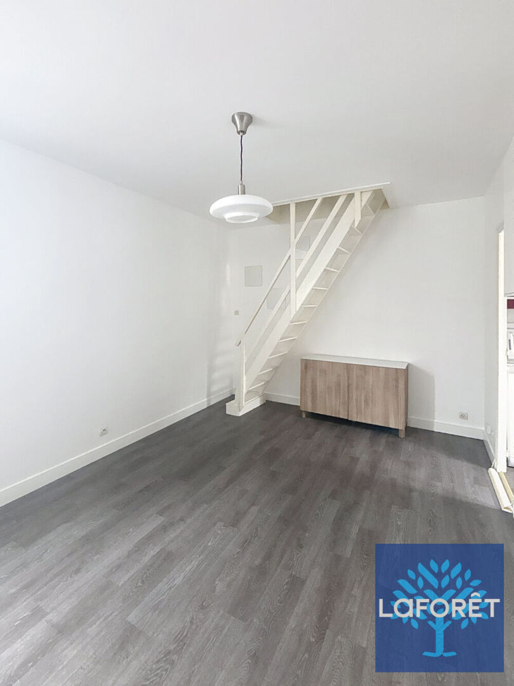 Location Appartement APPARTEMENT - 1 PIÈCE - MENNECY - 91540 Mennecy