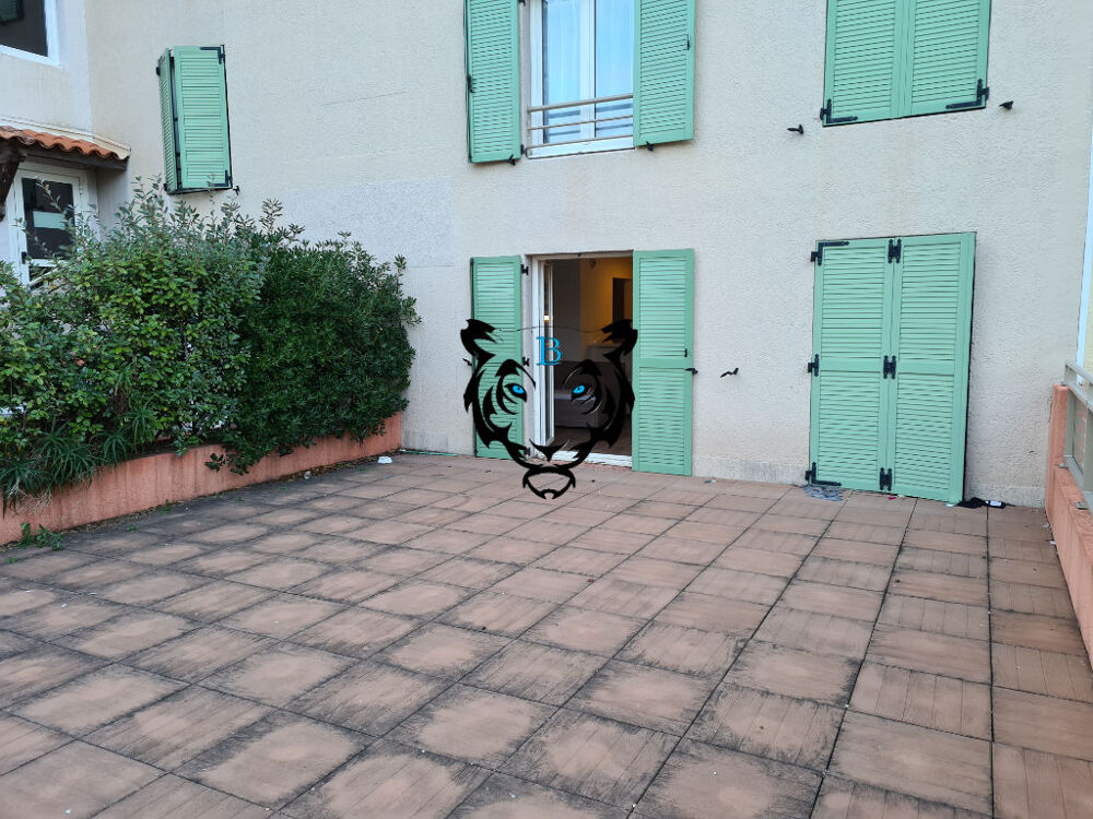 EXCLUSIVITE - LOCATION -T2 meublé avec grande terrasse - Frejus
