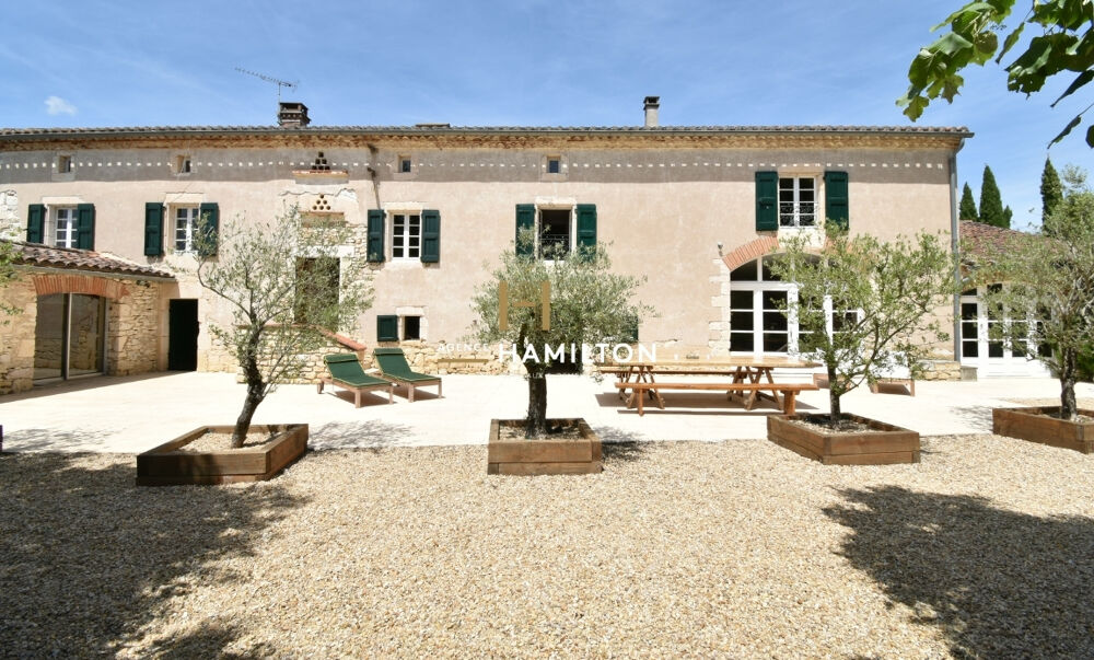 PROPRIETE DE CAMPAGNE DU XIXe SIECLE - PARC, PUITS, FOUR A PAIN, SALLE POLYVALENTE