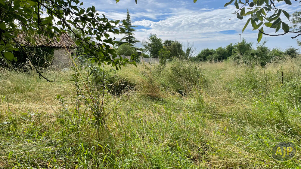 Vente Terrain Terrain à bâtir sur Nalliers de 585m² Nalliers