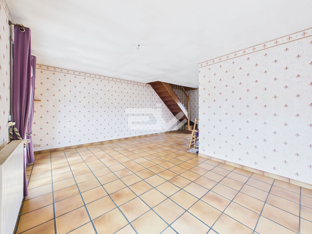 Fismes, Pavillon sur sous-sol complet avec vie de plain-pied, fort potentiel et environnement privilégié