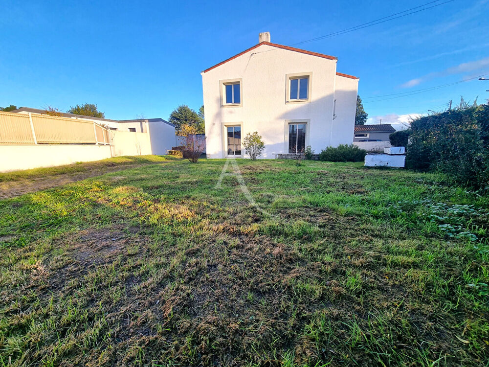 Maison familiale lumineuse de plus de 130 m² dans un secteur recherché