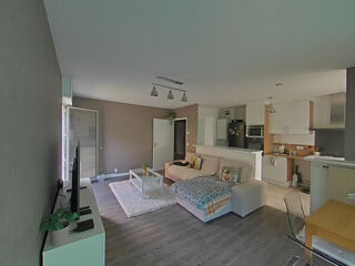  Appartement à louer 3 pièces 69 m²