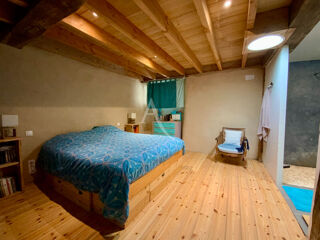  Maison  vendre 15 + pices 600 m