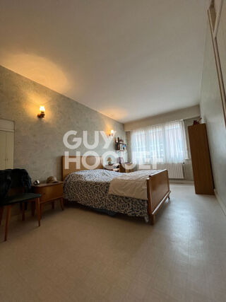  Maison  vendre 7 pices 210 m
