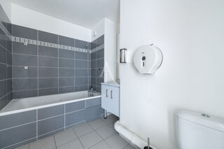  Appartement  vendre 4 pices 69 m