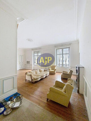  Appartement � vendre 5 pi�ces 301 m�