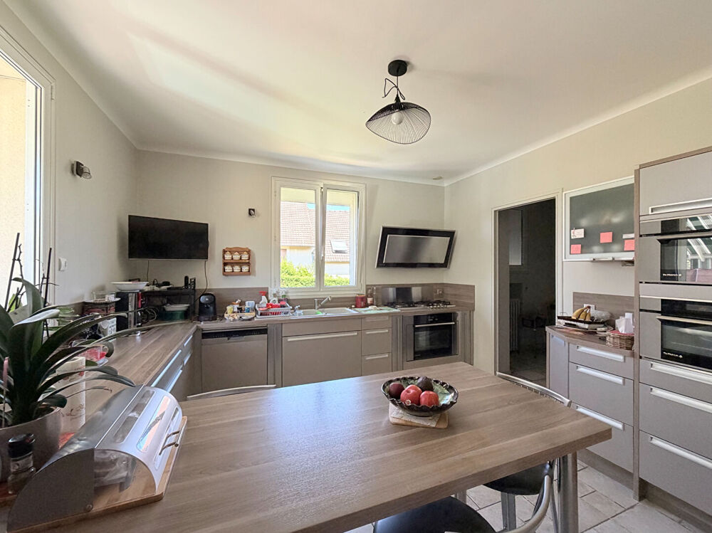 Vente Maison Grande famille / Profession libérale / Artisan Nanteuil les meaux