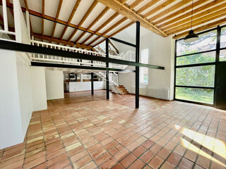  Maison à louer 5 pièces 196 m²