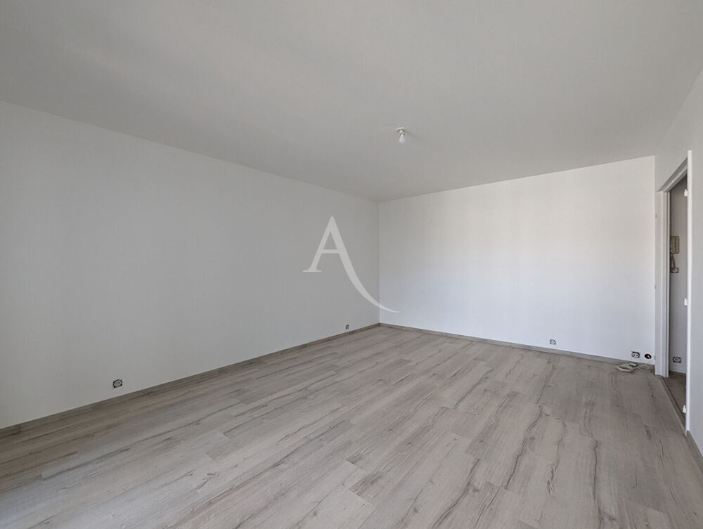 Location Appartement TYPE 3, REIMS - SAINT REMI Reims