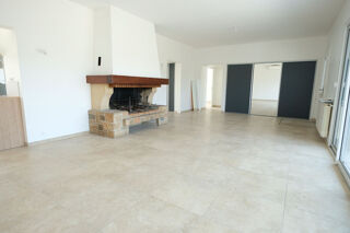  Maison à louer 4 pièces 141 m²