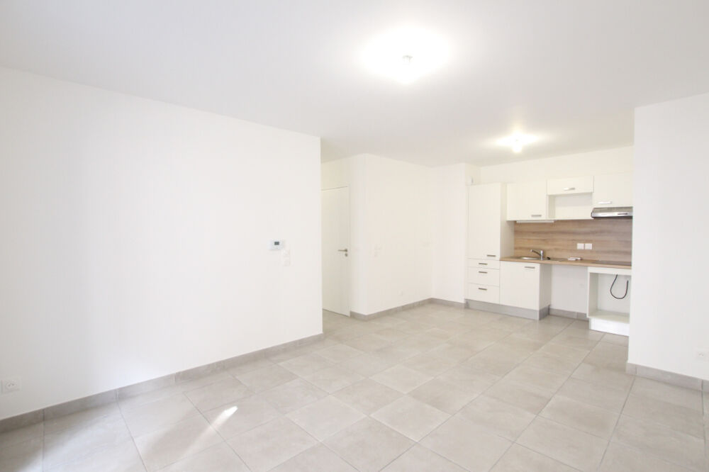 VILLEURBANNE - Appartement 3 pièces à louer