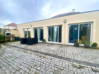  Maison à vendre 8 pièces 208 m²