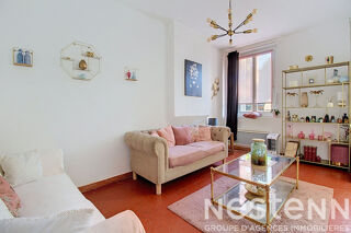  Immeuble à vendre 10 pièces 207 m²
