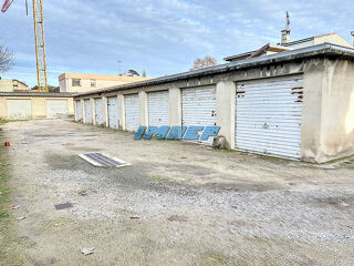  Parking / Garage � vendre 