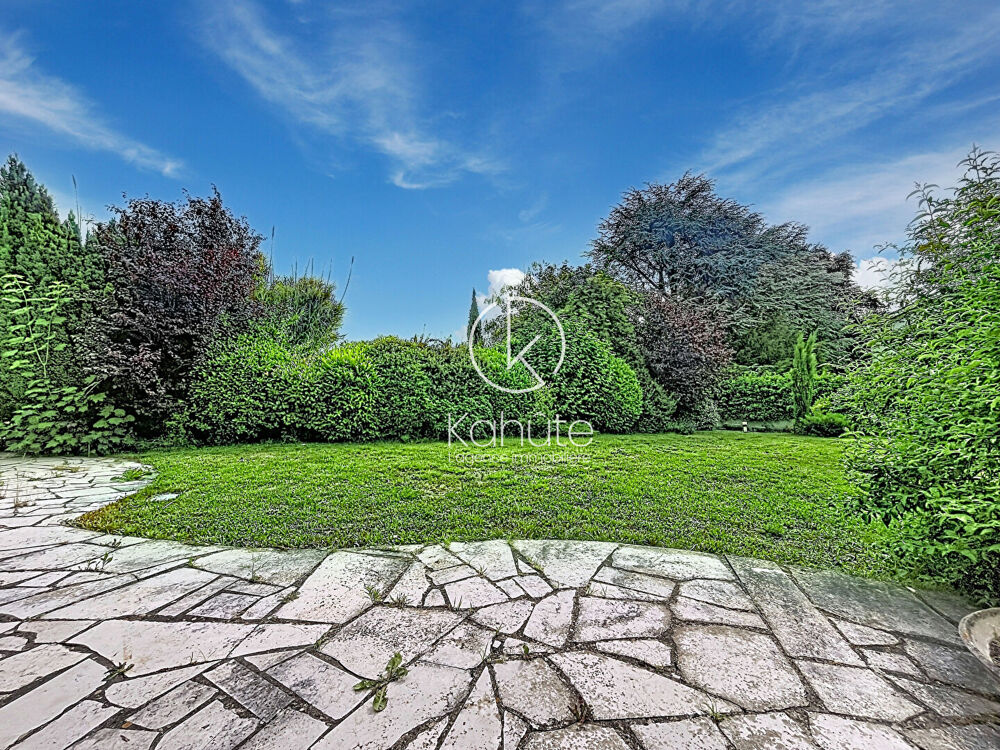 Maison 6 pièces 160 m² · à Collonges au Mont D Or · 160 m² · 650 000 €