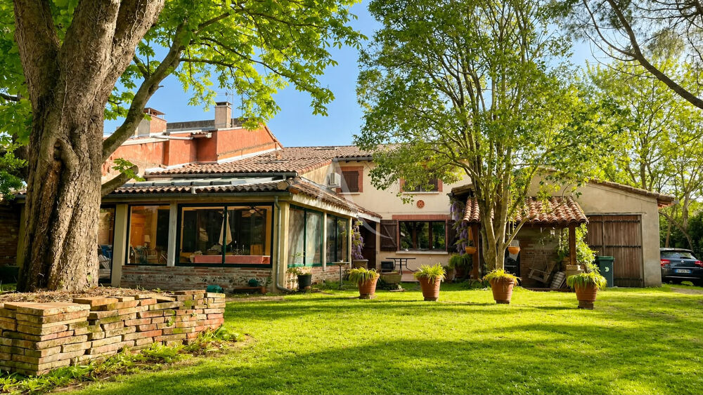 Vente Maison Belle Toulousaine T8 230m² sur parcelle arborée avec piscine de pus de 1900m² Toulouse