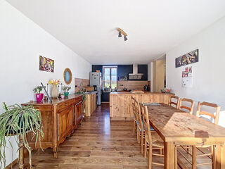  Maison � vendre 9 pi�ces 205 m�