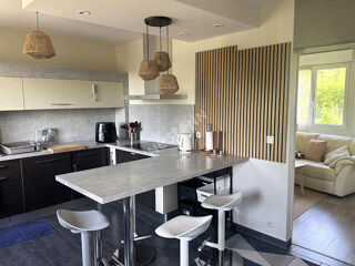  Maison à louer 6 pièces 104 m²
