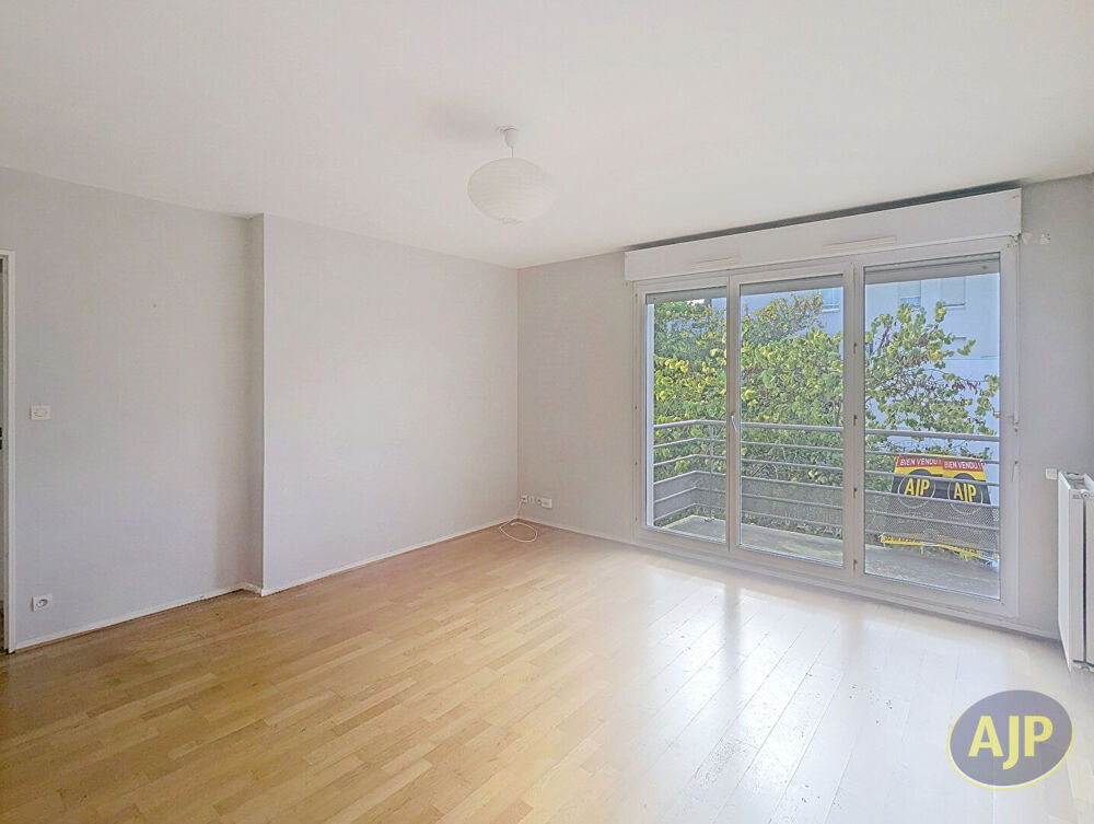 Vente Appartement Appartement - 2 chambres - garage - cave - balcon - BEAUREGARD Rennes
