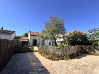  Maison à louer 5 pièces 115 m²