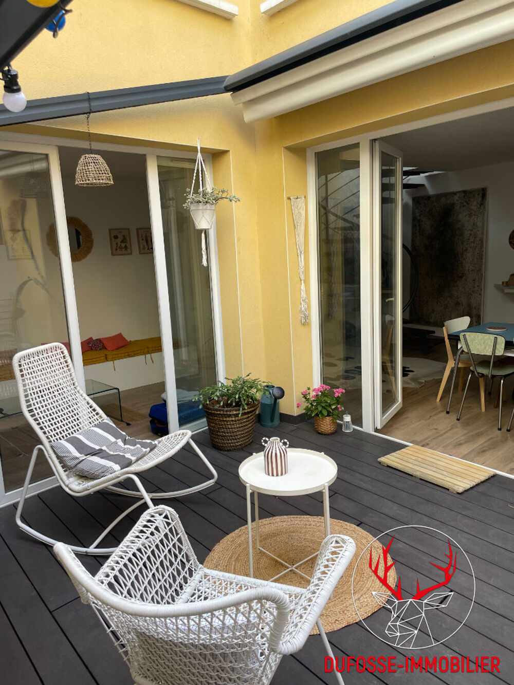 Vente Maison Appartement  5 pièce(s) 131.40 m2 Lyon 8