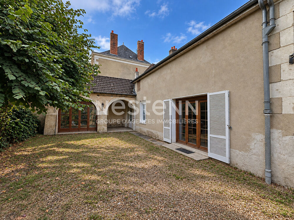Vente Maison Vente charmante maison de 101.72 m² avec 2 chambres, centre ville de Château-du-Loir (72500) Montval sur loir