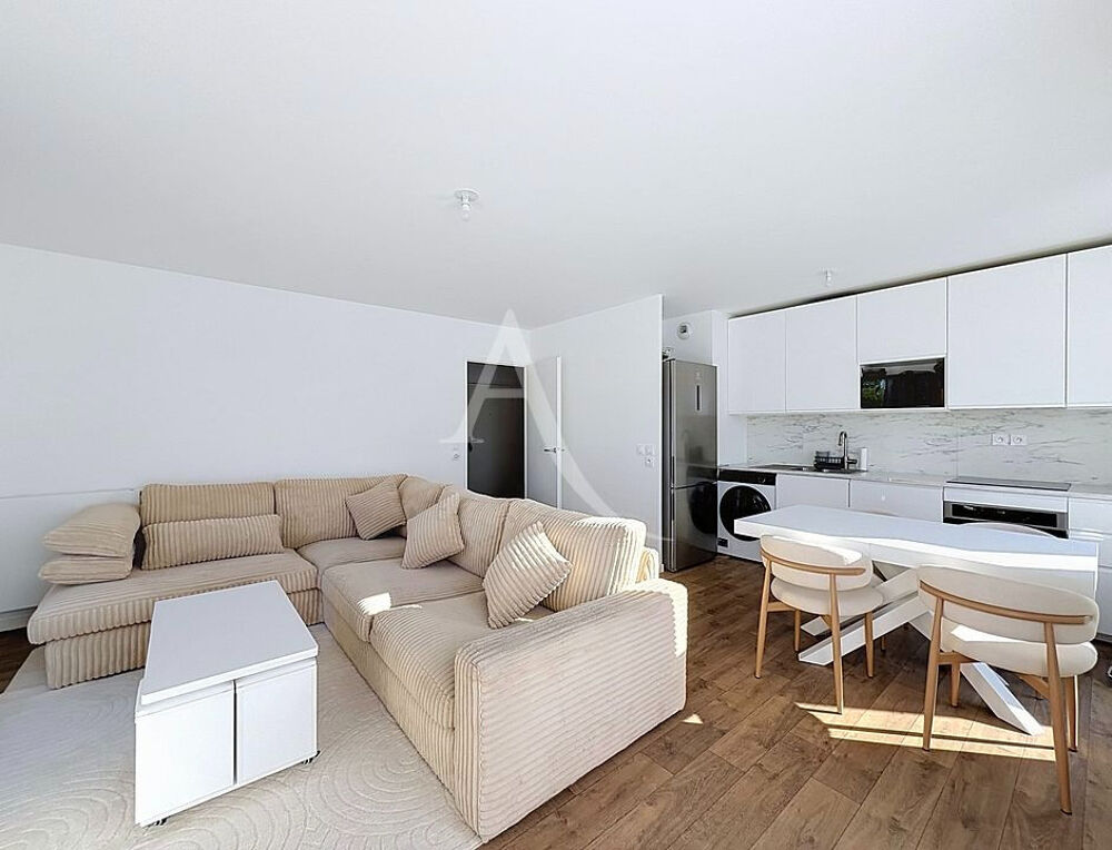 Appartement loué F3 dernier étage avec terrasse exposée SUD