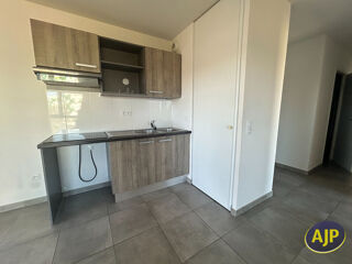  Appartement à louer 3 pièces 60 m²