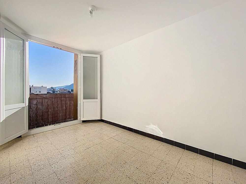 À vendre : Appartement 3 pièces avec cave à Sisteron