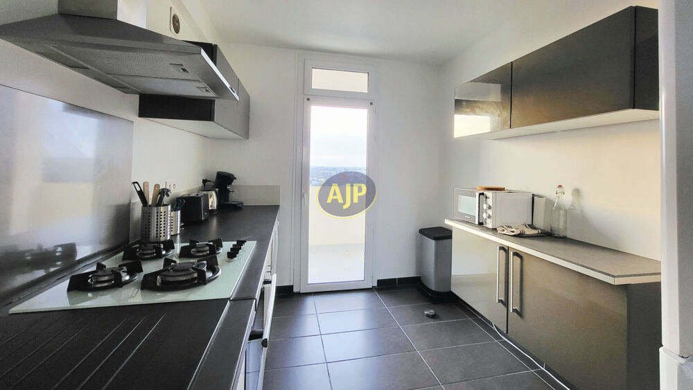 Vente Appartement Appartement T4 rénové 70m² avec balcons TALENCE Suzon Talence