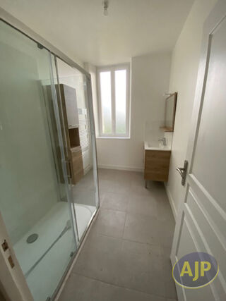  Maison à louer 4 pièces 63 m²