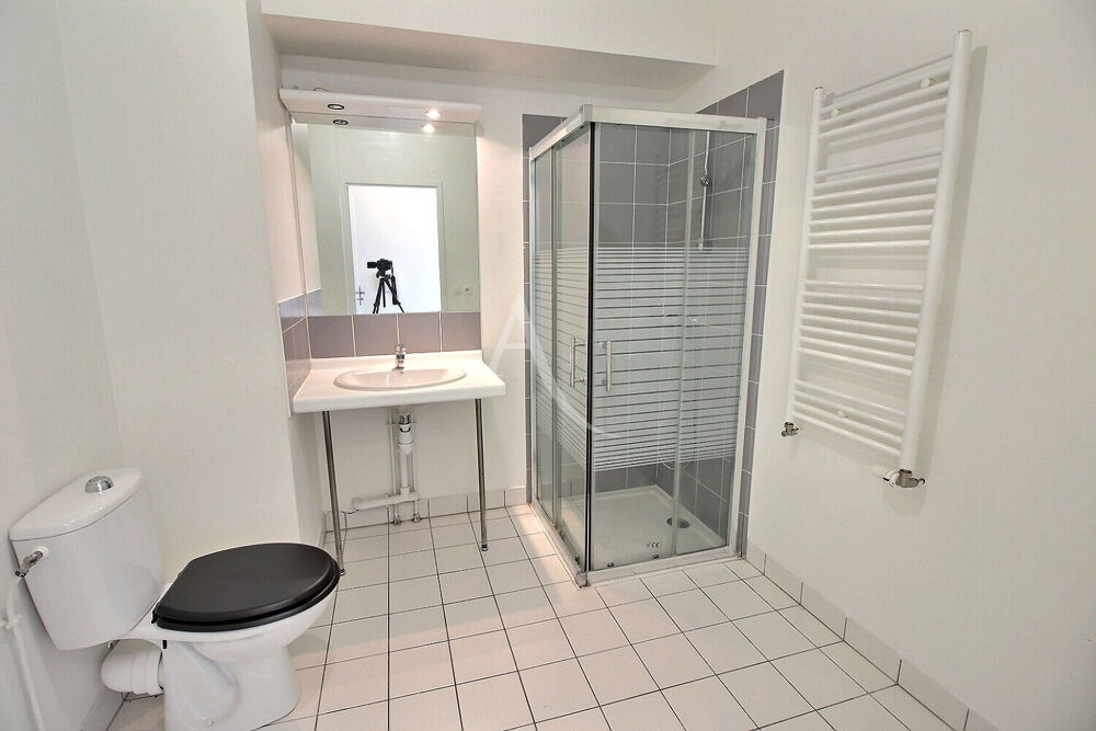 Vente Appartement Studio Thiais 31.28m2 au pied du tram T9 Thiais