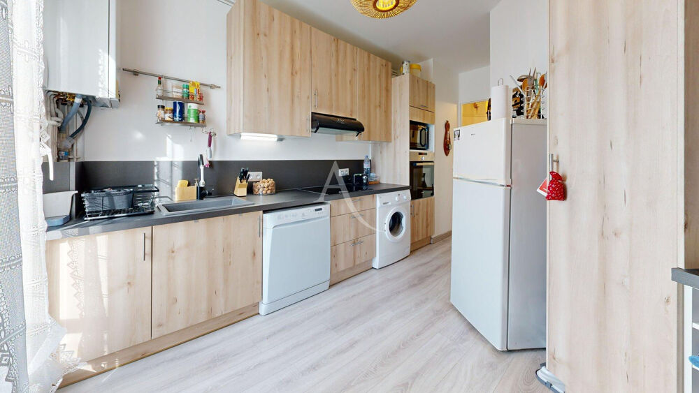 Appartement Jouy Le Moutier 3 pièce(s) 61 m2