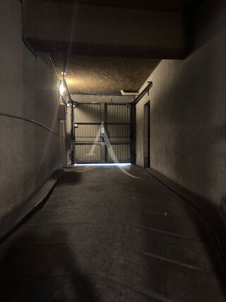  Parking / Garage � vendre 