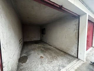  Parking / Garage à vendre 