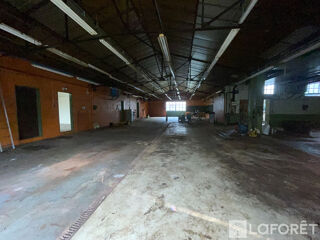  Immeuble à vendre 12 pièces 700 m²