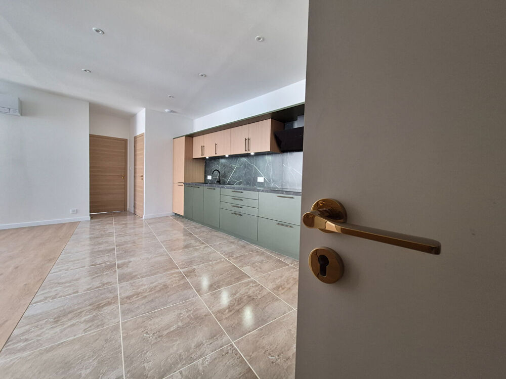 Vente Appartement T4 rénové + climatisation totale  - Millau Millau