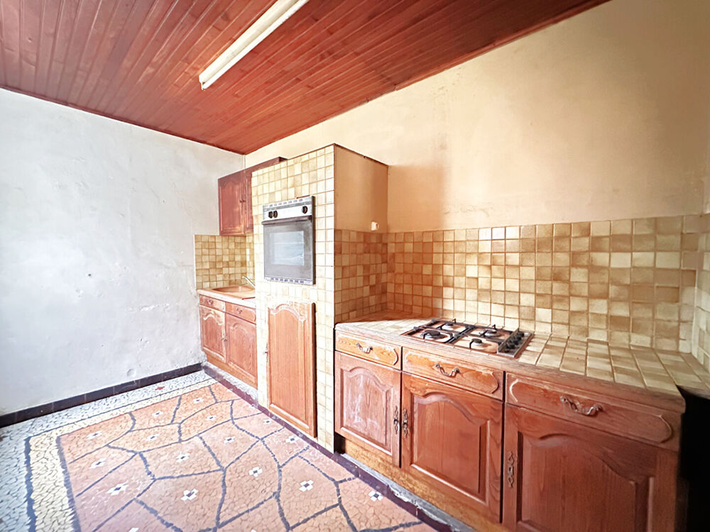 Maison de ville 102m² + jardin idéalement situé à Caudry