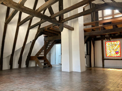  Appartement � louer 5 pi�ces 179 m�