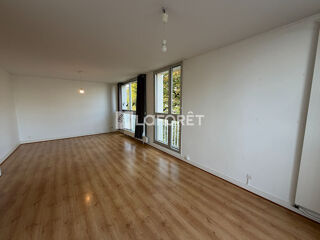 Location Appartement APPARTEMENT Chalons En Champagne - 5 pièces- 99.77 m² Chalons en champagne
