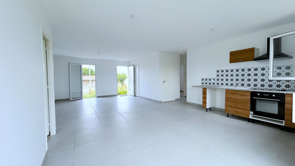 Location Maison A LOUER MAISON DE PLEIN-PIED DE TYPE 4 AVEC GARAGE ET JARDIN - SECTEUR BLAYE-ANGLADE Blaye