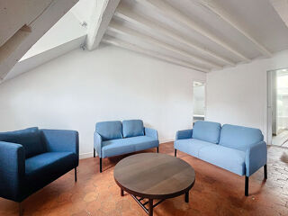  Appartement à louer 4 pièces 93 m²