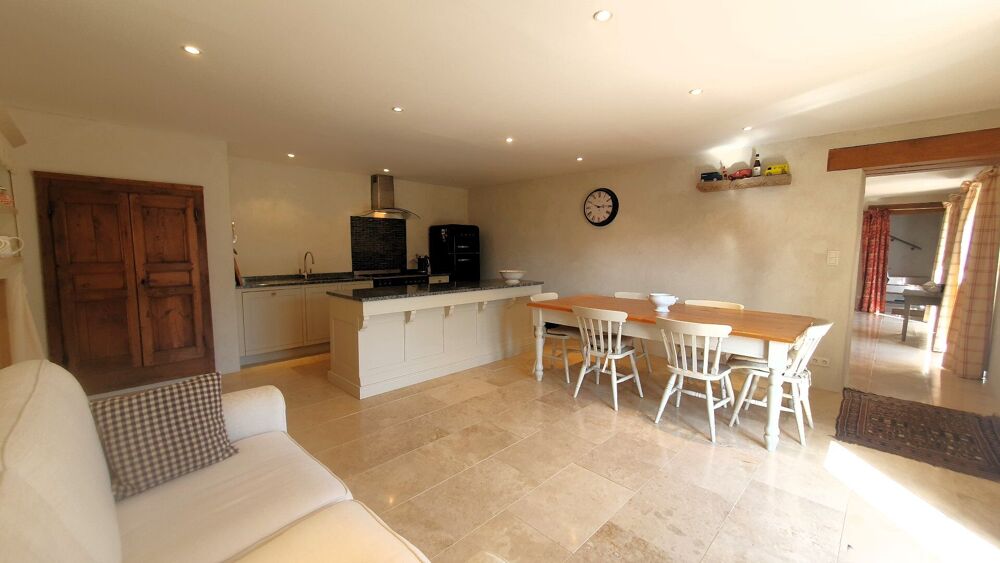 Vente Villa Najac. Propriété de caractère rénovée avec vue exceptionnelle Najac