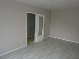  Appartement à louer 2 pièces 43 m²
