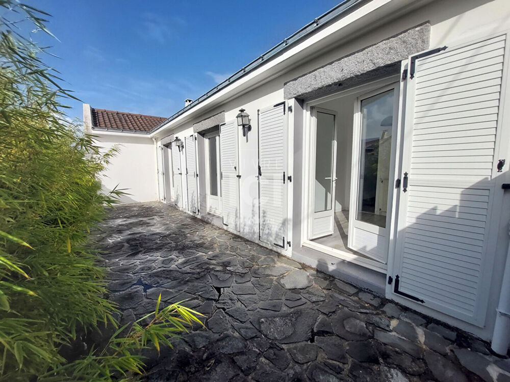 Maison 4 pièces 115 m² · à Pont Saint Martin · 115 m² · 242 000 €