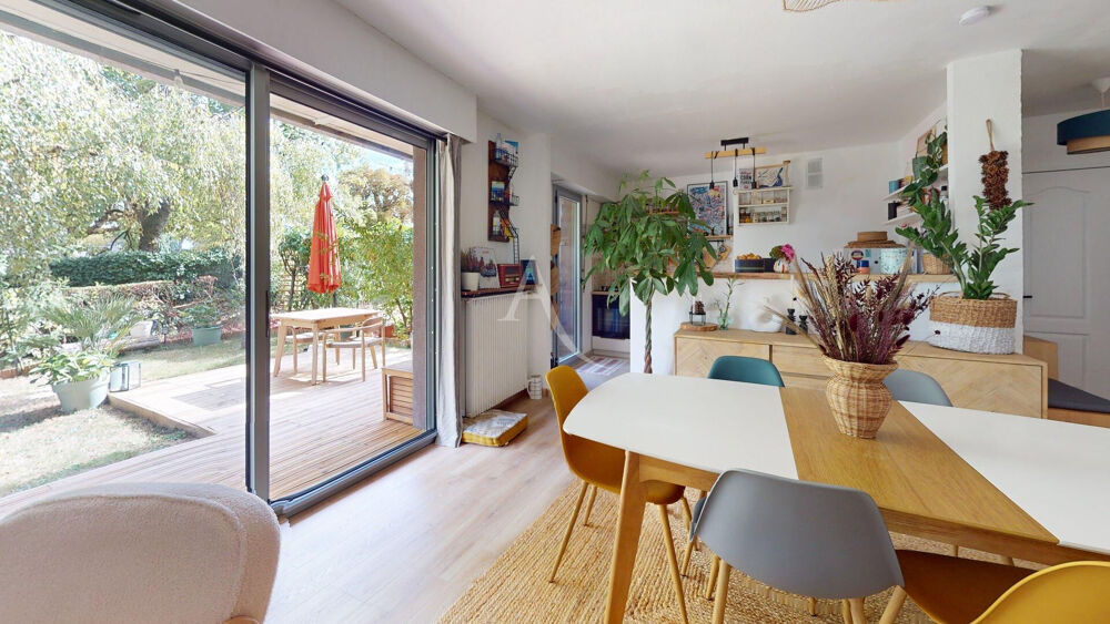 Vente Appartement Appartement 123 m² en souplex avec terrasse et jardin Le plessis robinson