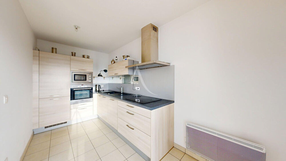 Vente Appartement Superbe T3 au dernier étage avec terrasse et vue dégagée Cergy